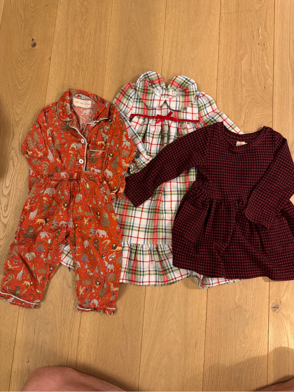 Set of Girl Fall Dresses and Pajamas (2T)